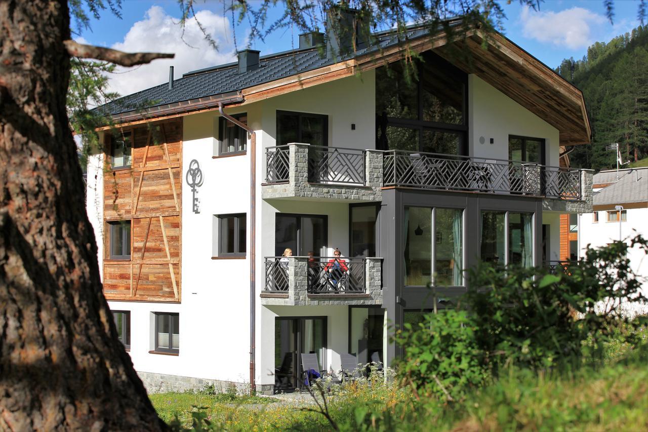 Engadin Lodge Premium & Private Samnaun Exterior photo